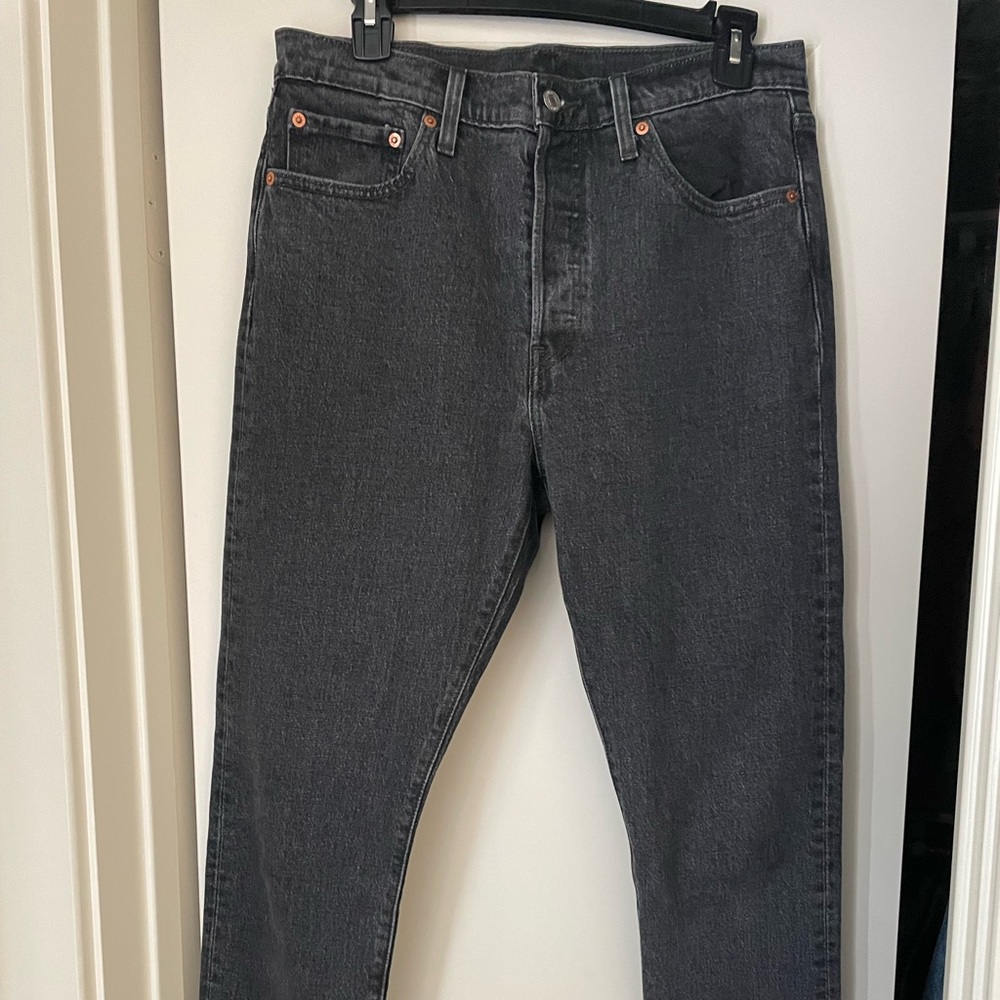 Levi 501 black jeans! W29 L28 🖤🖤
